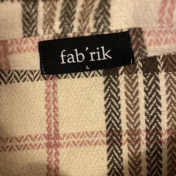 Oversized cropped flannel jacket- only worn once! - Picture 3 of 3